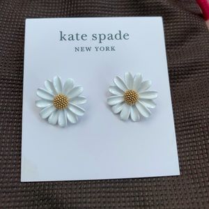 NWT- Kate Spade Into The Bloom Earrings in White